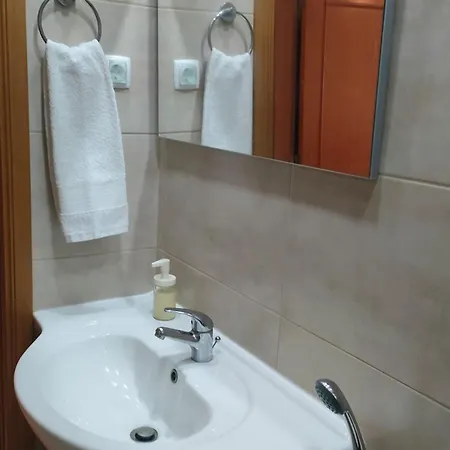 Appartamento Family Hut - Quarto Com Kitchenette E Wc Privativo *