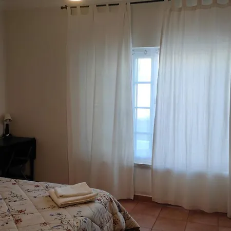 Family Hut - Quarto Com Kitchenette E Wc Privativo *
